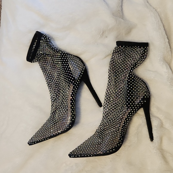 Size 9 jeweled booties - Picture 3 of 4